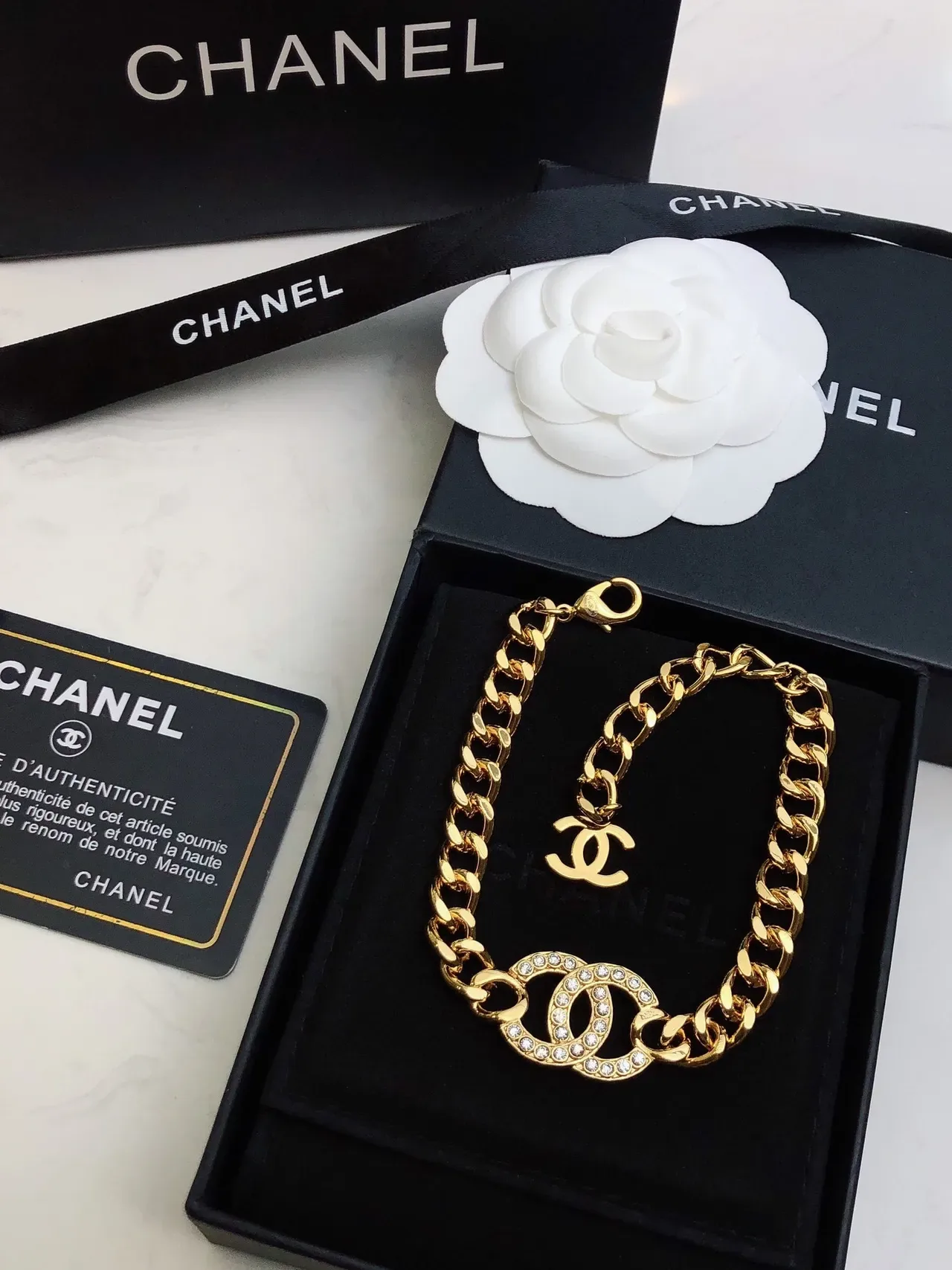 Chanel Pulseira Triple CC Corrente Curb de Cristal Tom Dourado 6