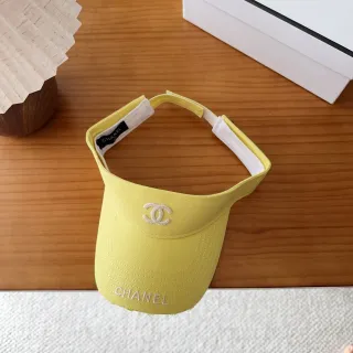 Chanel Visor 黄色白色刺绣 Logo 结构帽檐 棒球帽