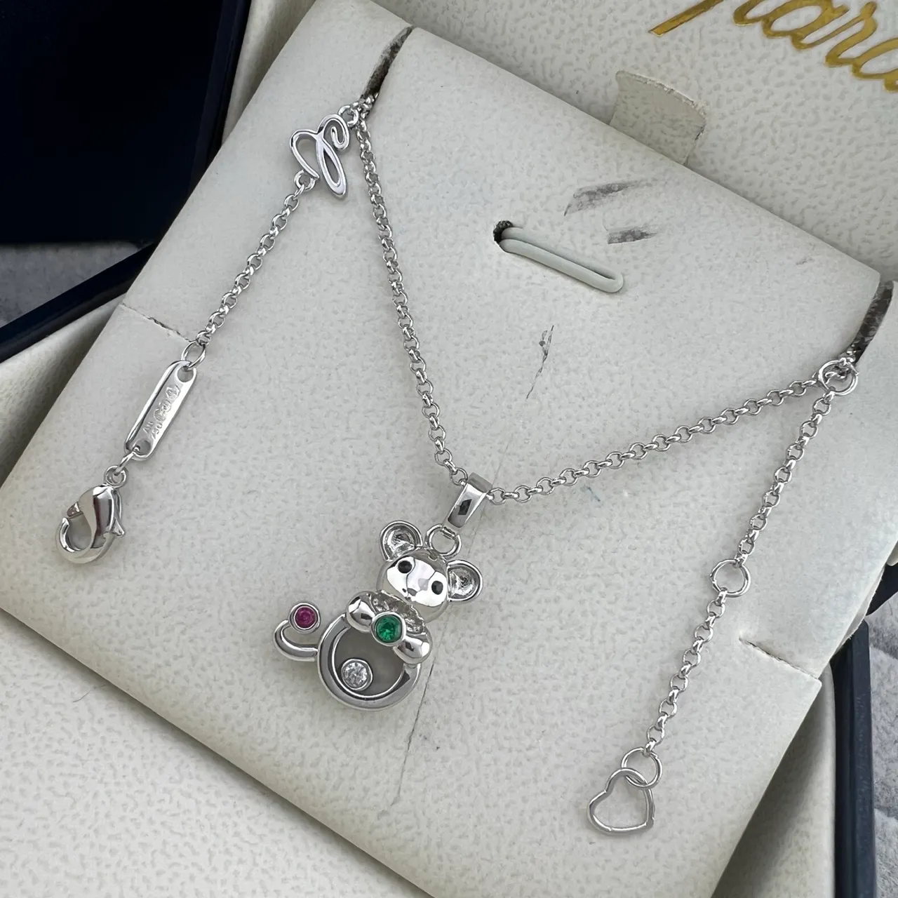Chopard Happy Bear Pingente de ouro e prata com detalhes engastados em gemas 4