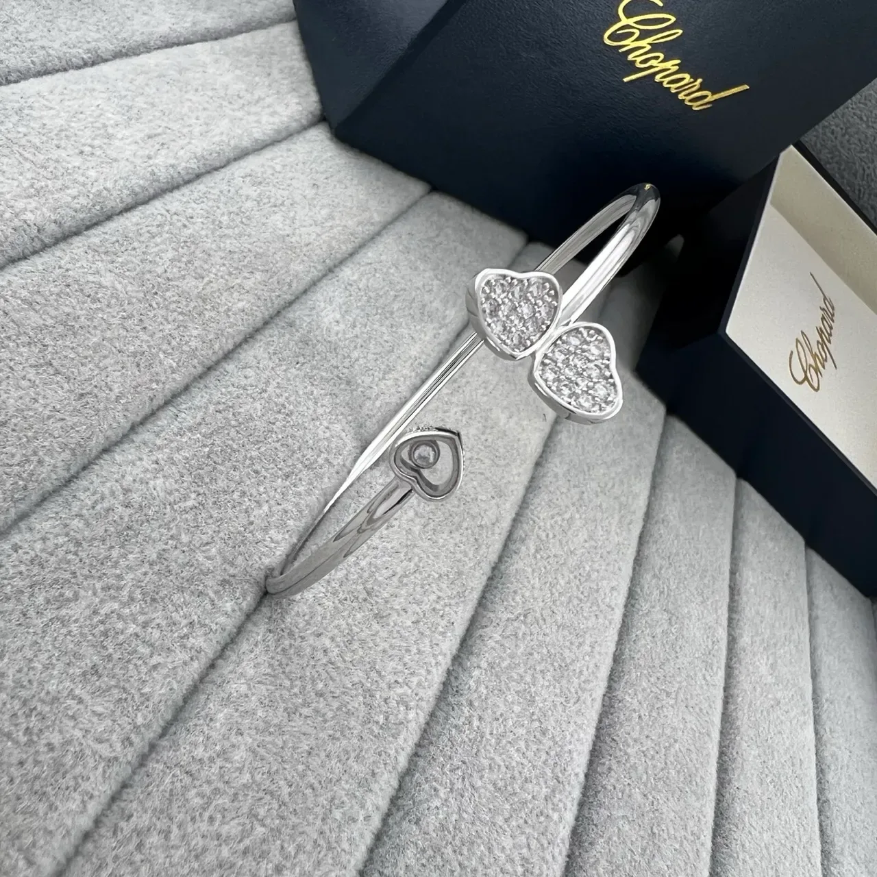 Chopard Happy Hearts Pavé Heart Mobile Diamond bracelets 3