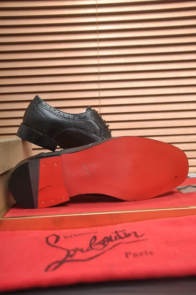 Christian Louboutin 全布洛格 黑色 红色 皮革 3