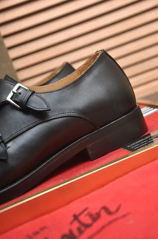Christian Louboutin डबल मोंक स्ट्रैप काली लाल कैप टो मोंक जूते 2