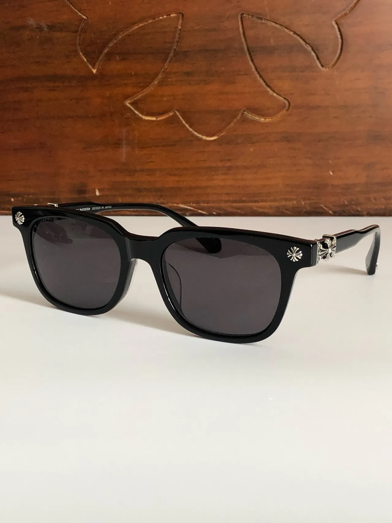 Chrome Hearts 经典方形哑光黑十字太阳镜 5