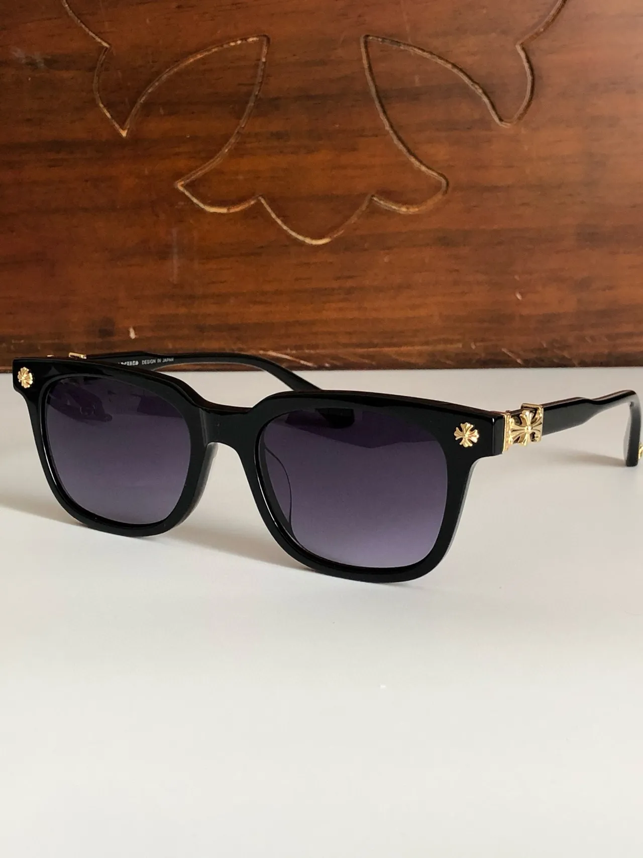 Chrome Hearts 经典方形哑光黑十字太阳镜 6