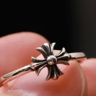 Chrome Hearts क्रॉस रिंग चाँदी पॉलिश शानदार मोटिफ रिंग