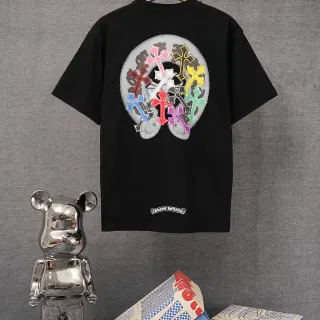 Chrome Hearts क्रॉस ग्राफिक काली टी-शर्ट