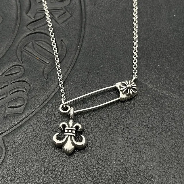 Chrome Hearts डैगर सेफ्टी पिन नेकलस चांदी पेंडेंट क्लास्प नेकलस 4