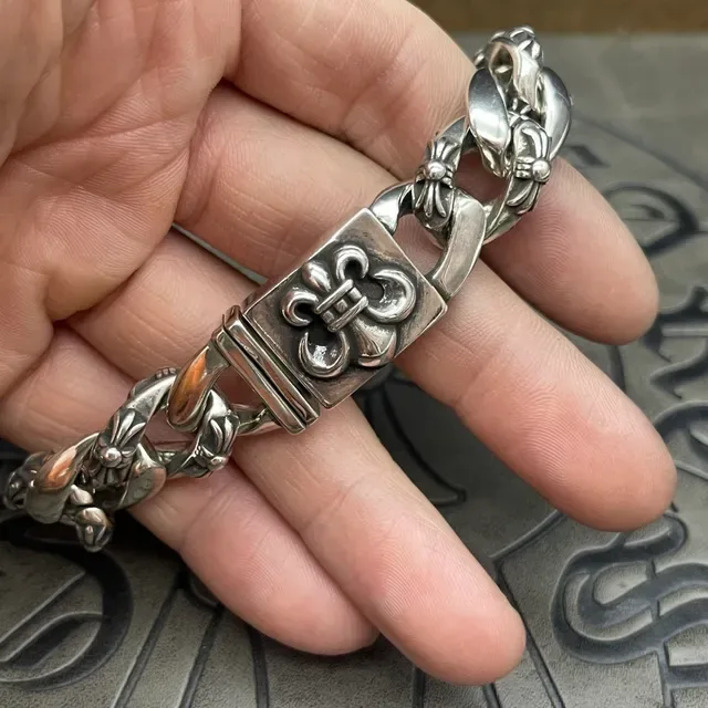 Chrome Hearts Lock Bracelet Oxidized Silver Fleur-de-Lis Star Motif Bracelets 8