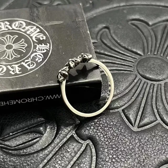 Chrome Hearts Bague Argent Noir Oxydé Trois Motifs Floraux 7