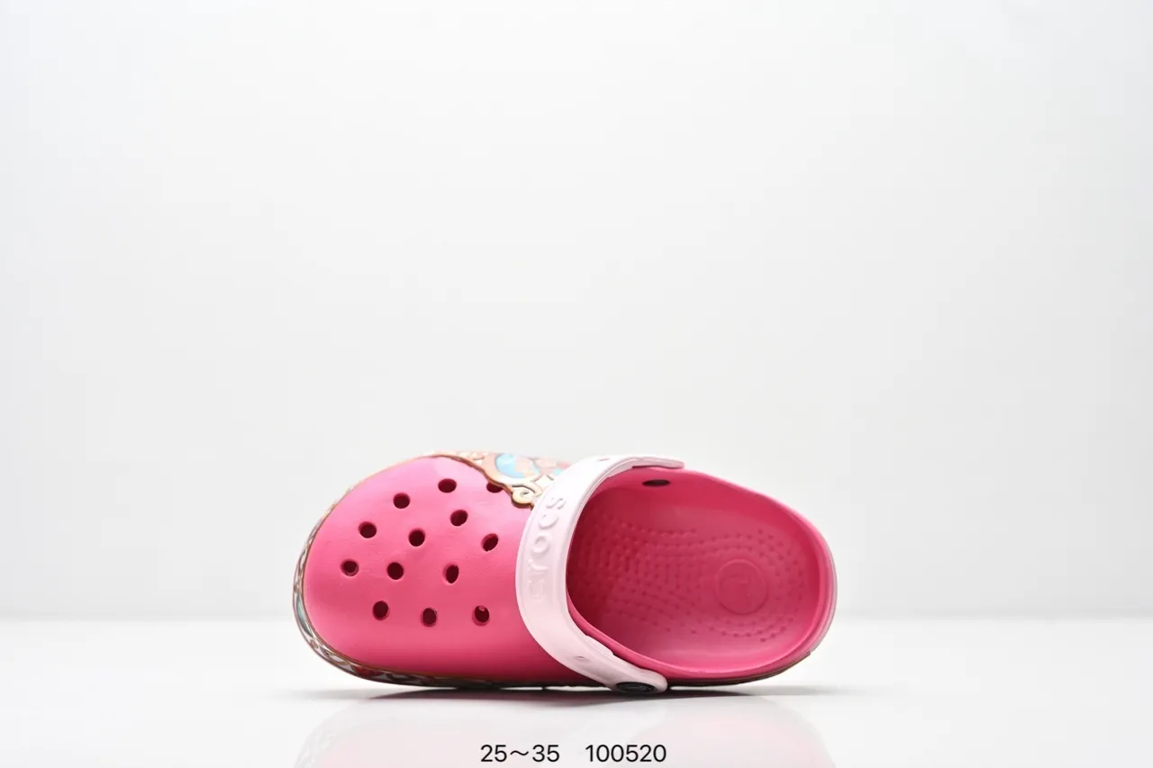 Crocs Classic Clog وردي Disney Frozen زخرفة الحافة Clog 14