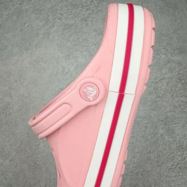 Crocs Classic Clog Pink Red Molded Foam Construction Ventilated Upper Clog 7