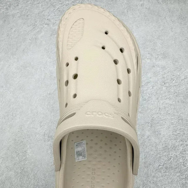 Crocs Echo Clog Beige Zueco de Espuma Moldeada 4