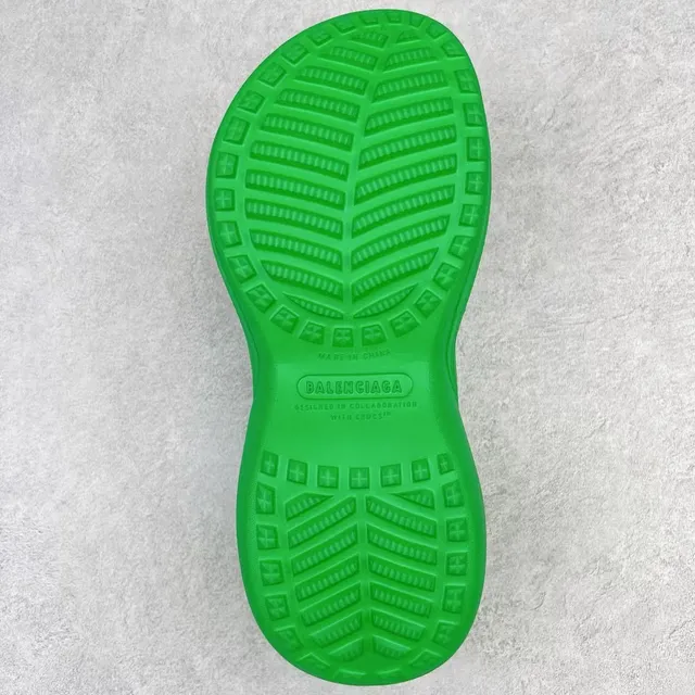 Crocs Echo Clog সবুজ প্ল্যাটফর্ম মোল্ডেড ফোম ক্লগ 2