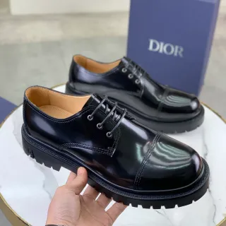 Dior B23 Chaussures Oxford noires à cap-toe et semelle lug