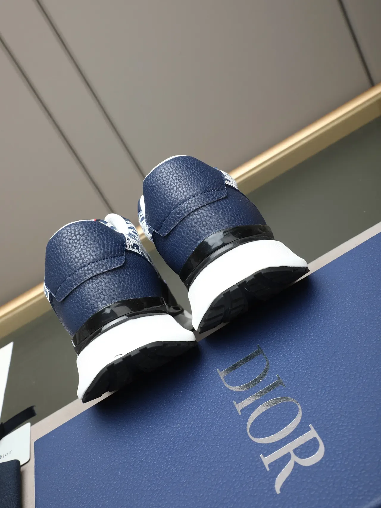 Dior B23 marinho oblíquo monograma lifestyle sneakers 3