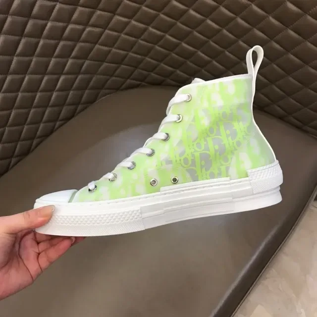 Dior B23 Vert lime néon transparent monogramme oblique sneakers lifestyle 2