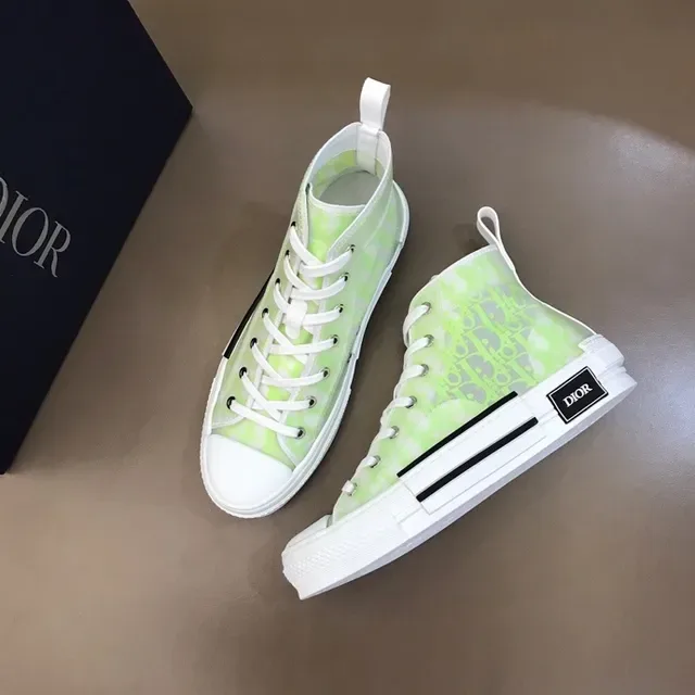 Dior B23 Vert lime néon transparent monogramme oblique sneakers lifestyle 4