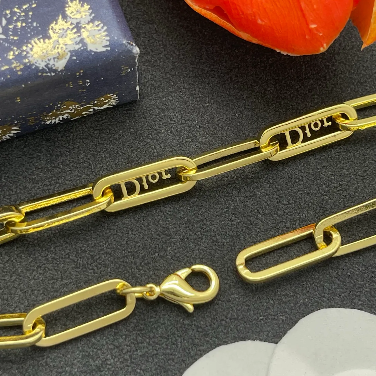 Dior B27 सोना चांदी पेपरक्लिप चेन Pavé क्रिस्टल सजावट कंगन 3