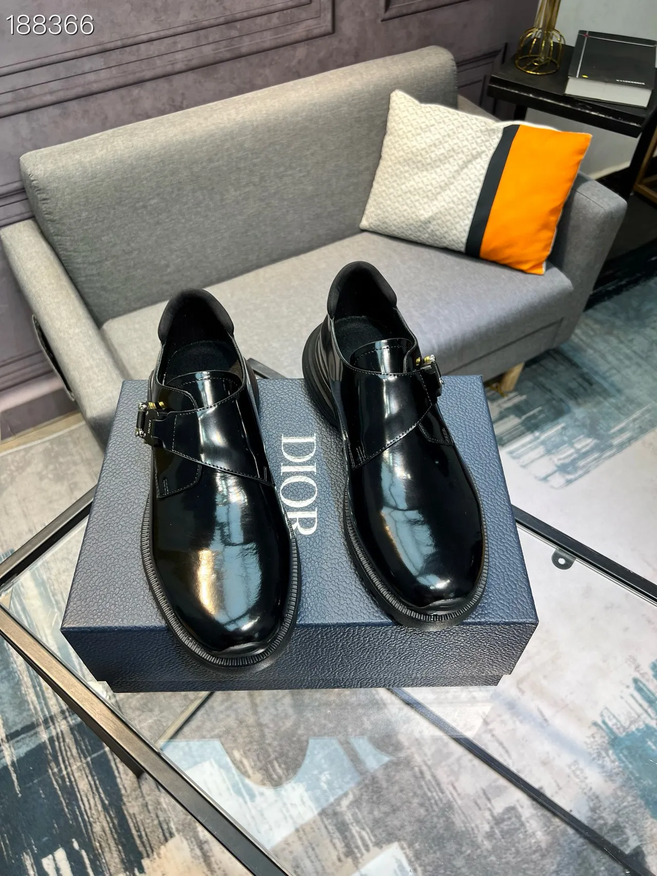 Dior B27 Cuero de patente correa con hebilla mocasines 7