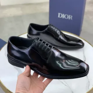 Dior काला चमकदार पेटेंट जैसी चमड़ी कैप टू ऑक्सफोर्ड जूते