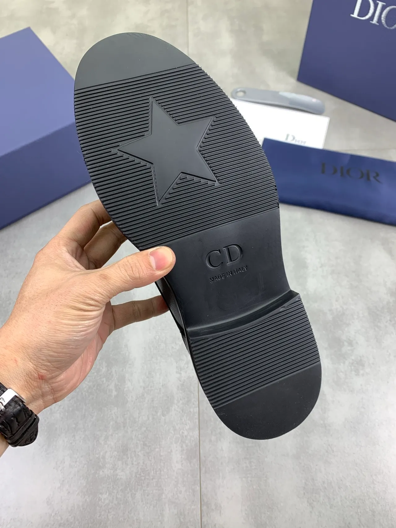 Dior কালো চামড়ার অক্সফোর্ড জুতা 3