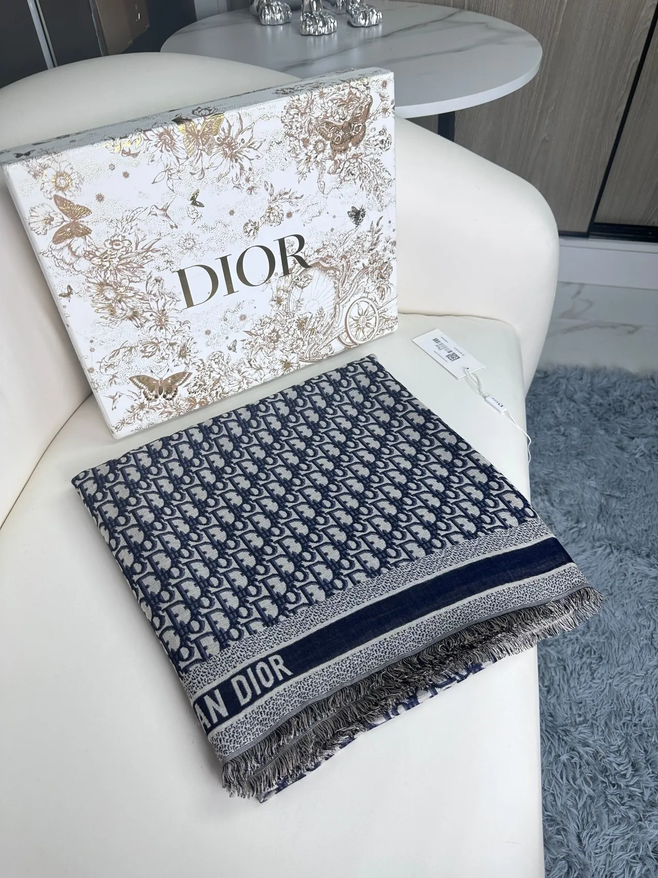 Dior Oblique दोहराने योग्य स्कार्फ नेवी और बेज रेशम स्कार्फ 6