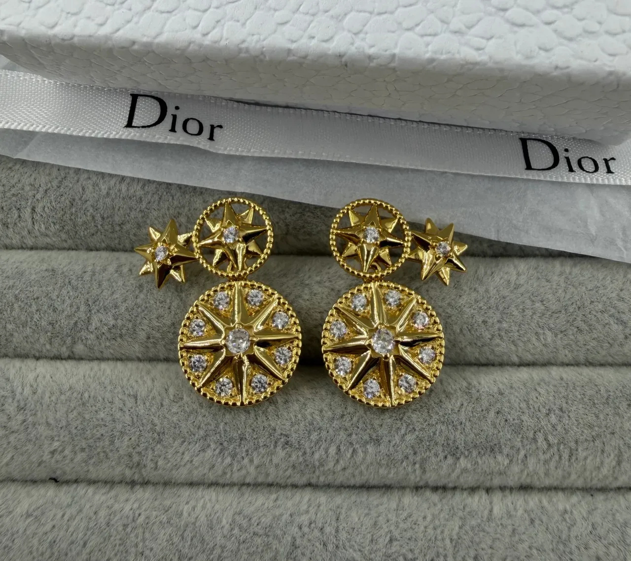 Dior Rose des Vents স্টার মোটিফ ক্রিস্টাল সোনালো ড্রপ ইয়াররিংস 3