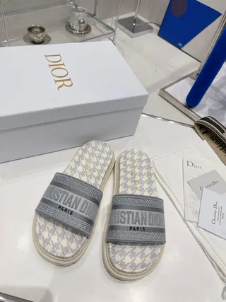 Dior Slide Gray Beige Houndstooth-Print Upper Embroidered Logo Strap Slippers 3