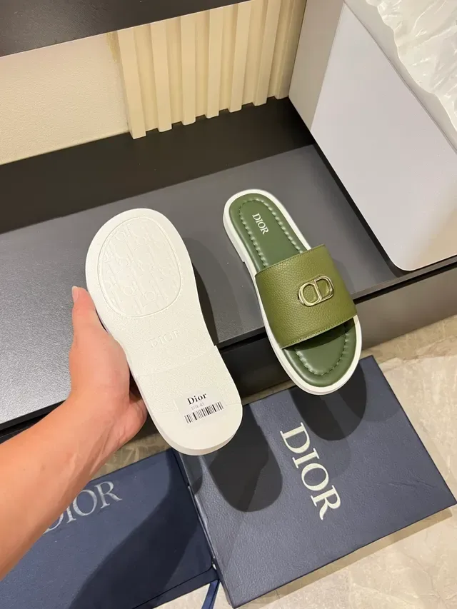 Dior Slide Green White Leather Upper Metal CD Logo Buckle Slippers 2