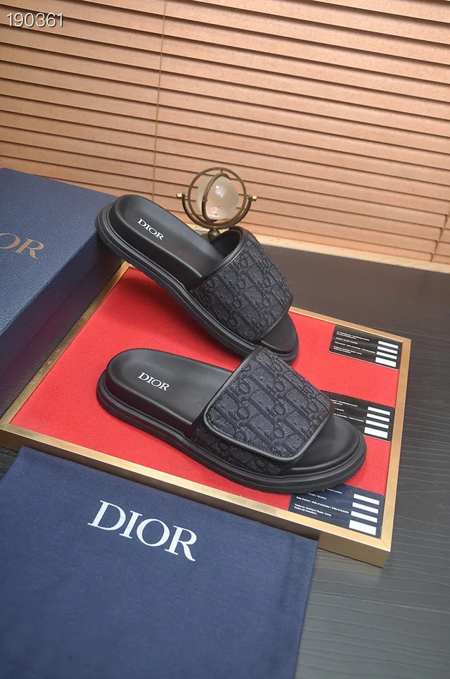 Dior स्लाइड मोनोग्राम काला प्लेटफॉर्म स्लिपर्स 2