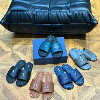 Dior Slide Navy Black Perfuratadas Textura Avestruz Parte Superior Placa Logo CD Metálico Sandalias