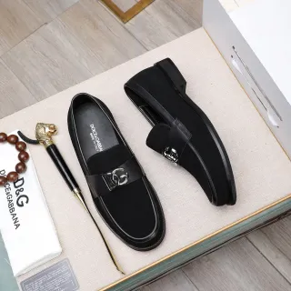 Dolce & Gabbana DG Mocassim Preto de Camurça e Couro
