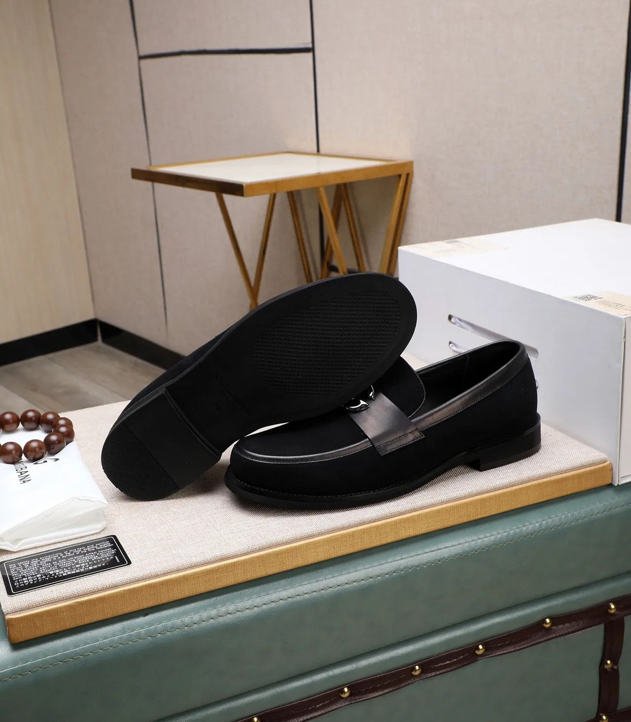 Dolce & Gabbana DG Mocassim Preto de Camurça e Couro 6