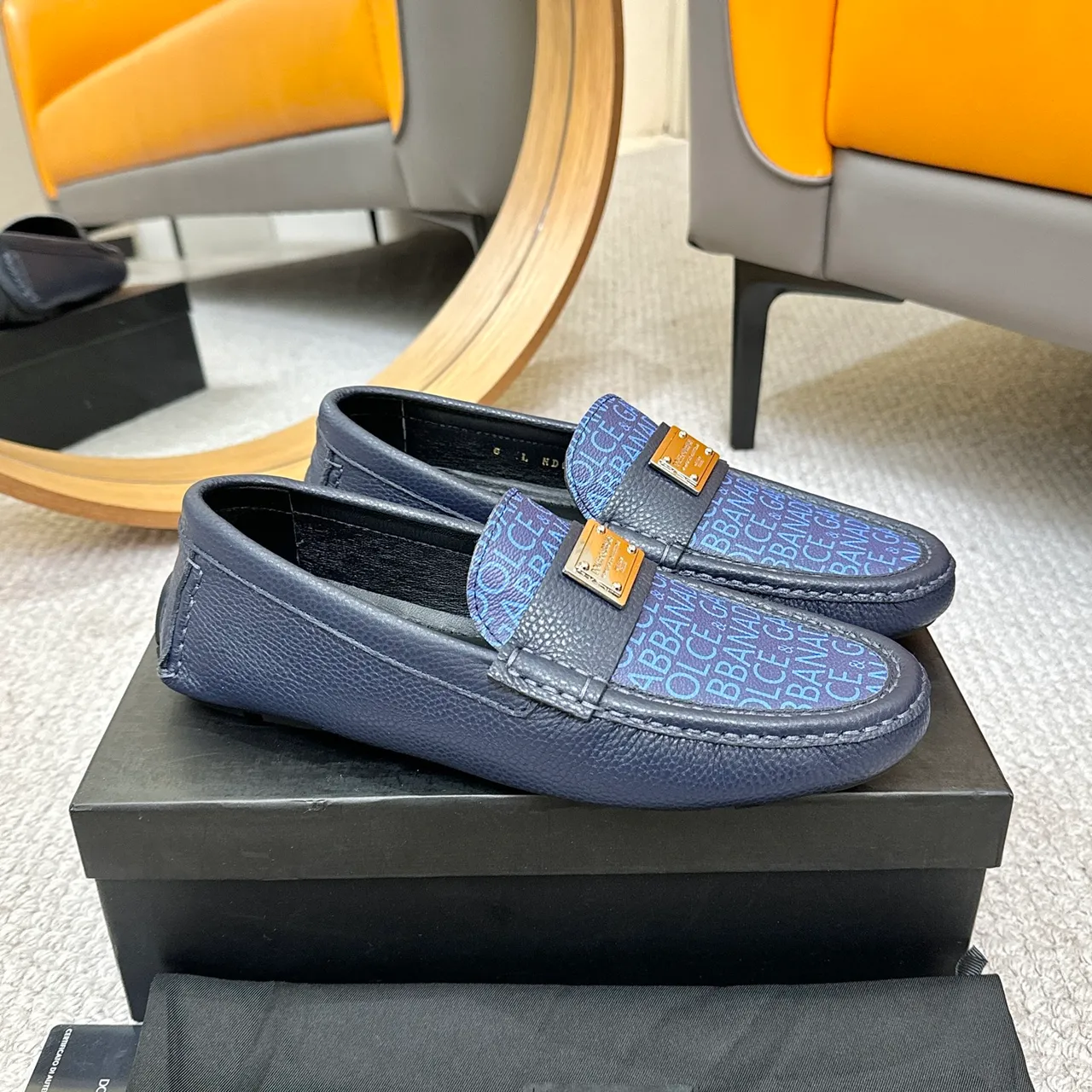 Dolce & Gabbana Portofino Mocasín Azul Marino Monogram-Print Vamp Placa de Metal Acento 4