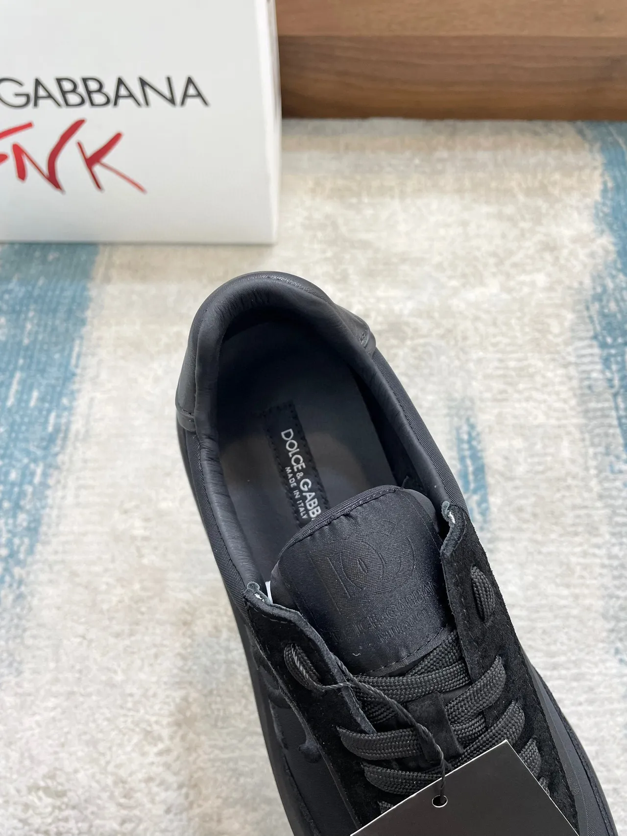 Dolce & Gabbana কালো একরঙা স্যুড এবং নাইলন প্যানেলিং লাইফস্টাইল স্নিকার্স 4