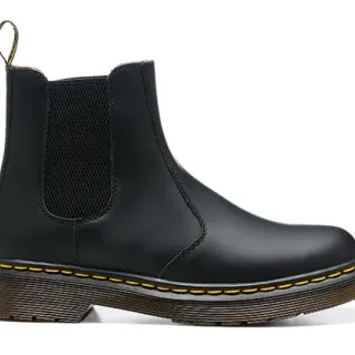 Dr. Martens Chelsea Boot Black Yellow Smooth Leather Elastic Side Gussets Chelsea Boots