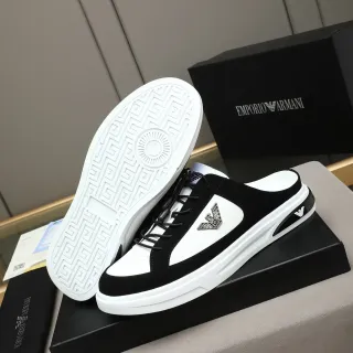 Emporio Armani Mule negro y blanco con tacón abierto sneakers lifestyle