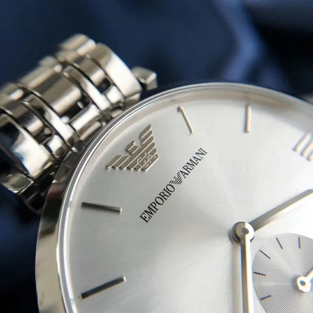 Emporio Armani Classic Reloj de Cuarzo de Acero Inoxidable Plateado 2