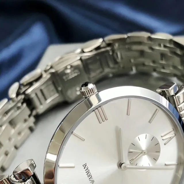 Emporio Armani Classic Reloj de Cuarzo de Acero Inoxidable Plateado 3