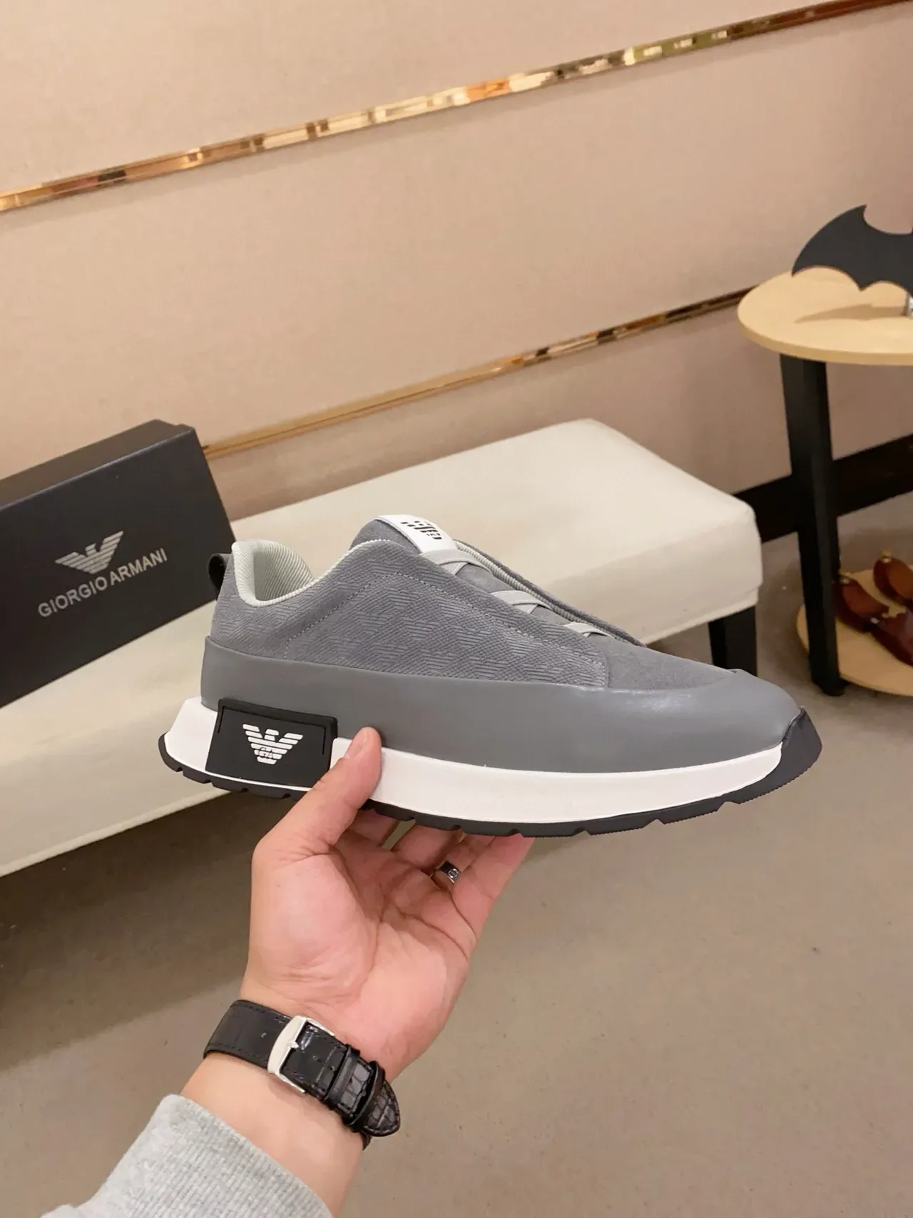Emporio Armani رمادي أبيض بدون أحزمة قاعدة متعددة الطبقات أحذية أسلوب حياة 4