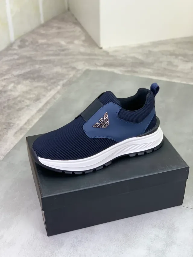 Emporio Armani Tênis Lifestyle Slip-On de Tricô Azul Marinho 5