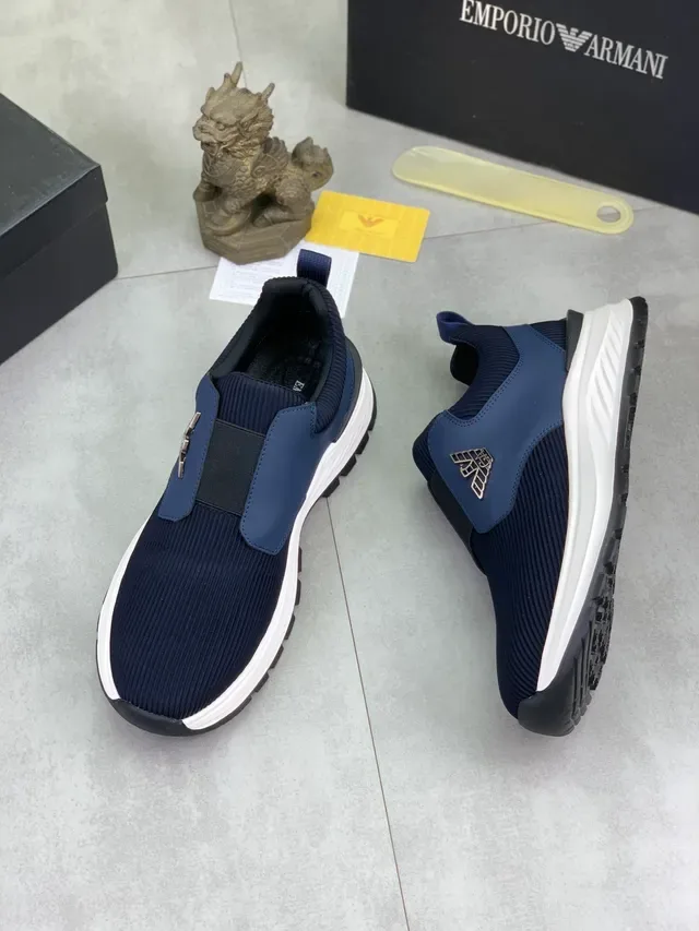 Emporio Armani Tênis Lifestyle Slip-On de Tricô Azul Marinho 6