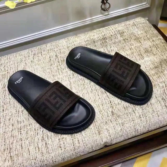 Fendi काला भूरा FF Monogram बुनाई पट्टी रबर सोल चप्पल 5