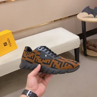 棕黑 Fendi FF Monogram 针织鞋面 雕塑纹理橡胶鞋底 生活方式运动鞋
