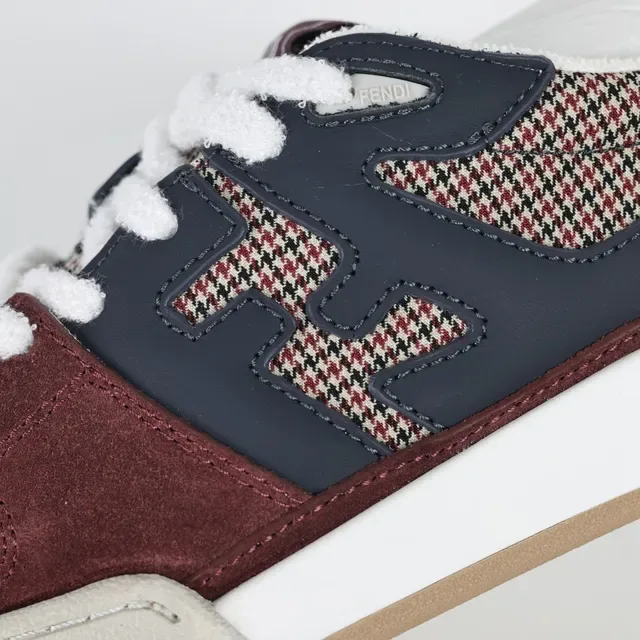 Fendi Bordeaux Marine Pied de Poule Et Daim Supérieur Panneau Logotype Interlocking FF Sneakers Lifestyle 6