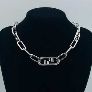 Fendi FF सلسलة مشبك ورقي فضي