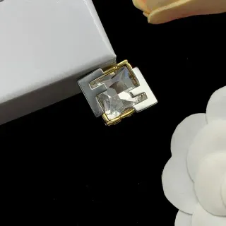 Fendi FF 水晶方形耳环
