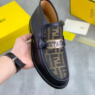 Fendi FF Logo काला भूरा चमड़ा मोनोग्राम जैकार्ड लूफर