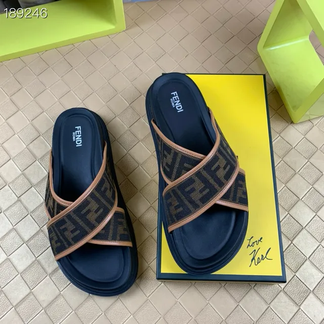 Fendi FF Slide নেভি বিজ মনোগ্রাম জ্যাকার্ড স্ট্র্যাপস ক্রসড স্ট্র্যাপ ডিজাইন স্লিপার্স 4