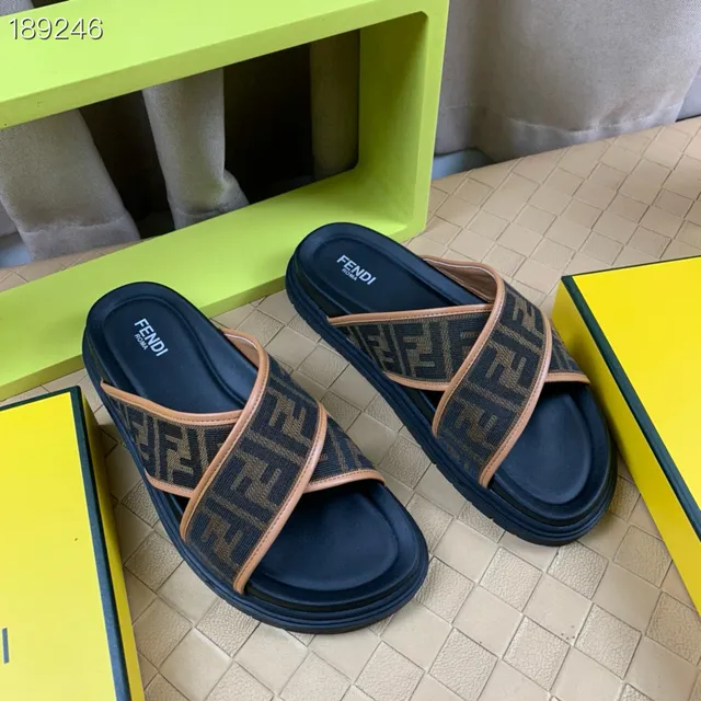 Fendi FF Slide নেভি বিজ মনোগ্রাম জ্যাকার্ড স্ট্র্যাপস ক্রসড স্ট্র্যাপ ডিজাইন স্লিপার্স 8